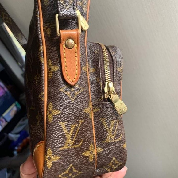 ❤️❤️SOLD❤️❤️Louis Vuitton Amazon mono crossbody - Picture 2 of 13